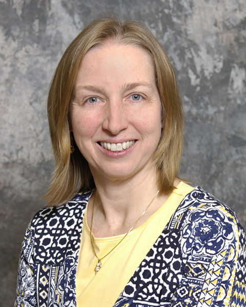  Suzanne Scott, MD
